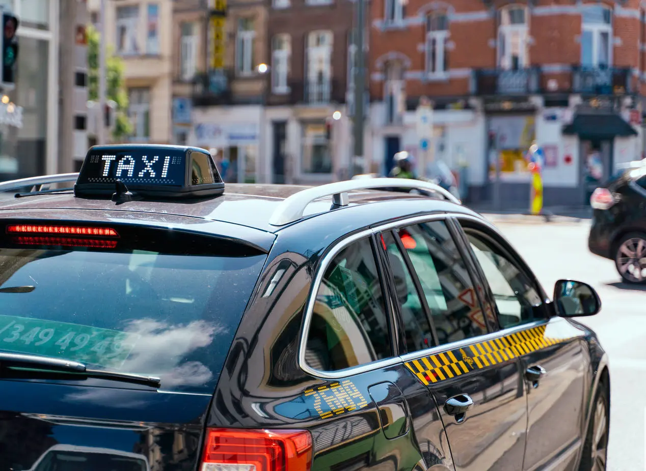Taxi-cosy - accessibilité et accompagnement PMR